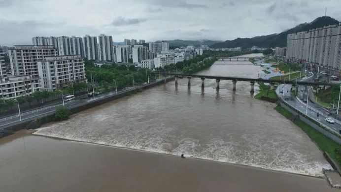 振州電容 攜手同心 抗洪救災(zāi)